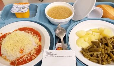 Comida de hospital en aislamiento